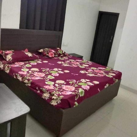 Spot On Hotel Deepak Palace 阿姆利则 外观 照片
